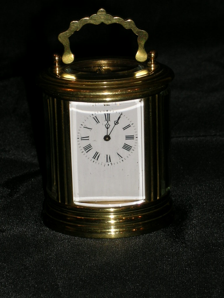 Click for larger version of MINIATURE OVAL Image 1